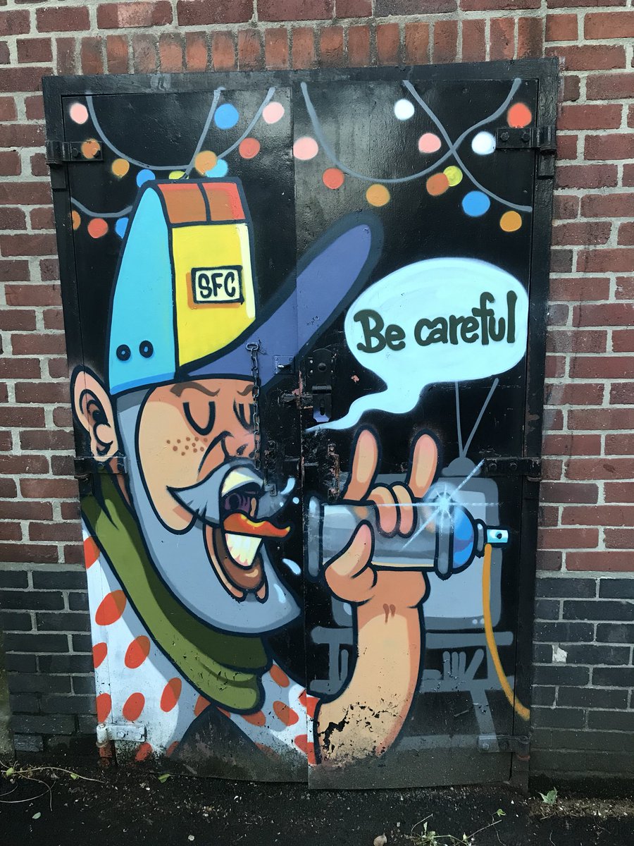 lovestreetart22's tweet photo. Every bin door should be a work of art. These in Camden are by Cloak Work.
#StreetArt #CloakWork #Camden https://t.co/PGZu1MF871