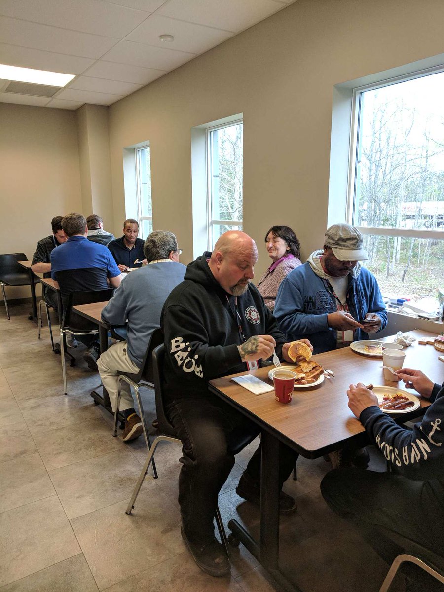 Eassons Transport tweet media