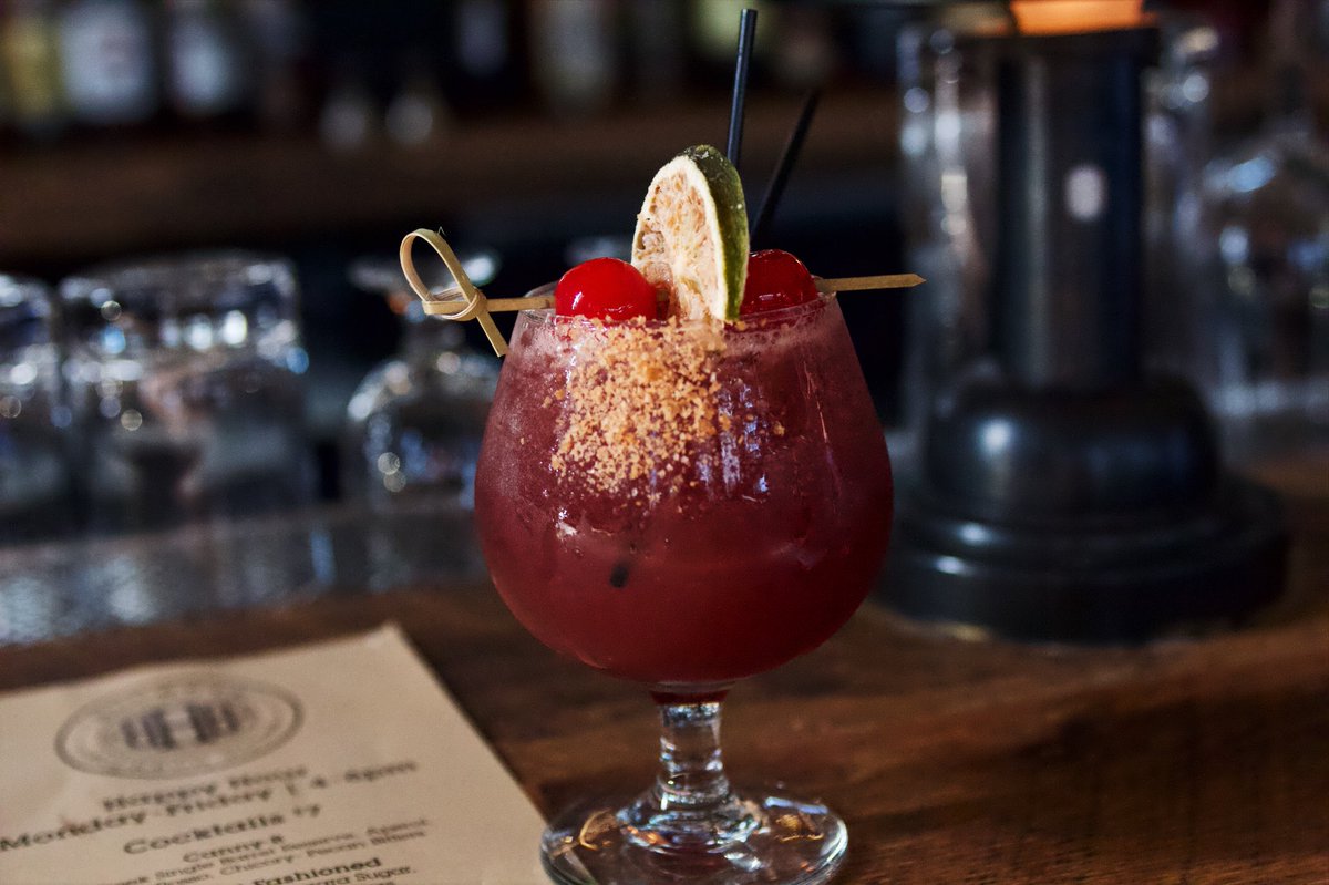 BuckeyeBourbon House tweet media