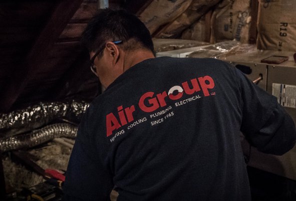airgroup's tweet photo. #DidYouKnow Converting your heating from Oil to Gas is a great way to improve the air quality in your home and save money.
Click https://t.co/naNyzTroYL to learn more.
#AirGroup #Knowledge #OiltoGas #AirQuality #Home #SaveMoney #NJ https://t.co/qBkO2NaTAy