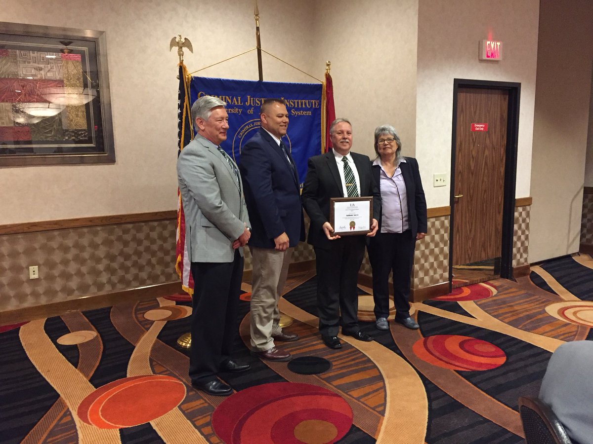 CapPevehouse's tweet photo. Lt. Anthony Sacco receiving his graduation certificate from School of Law Enforcement Supervision @SebCoSheriff @BillHollenbeck https://t.co/ny4NQ8SJ6H