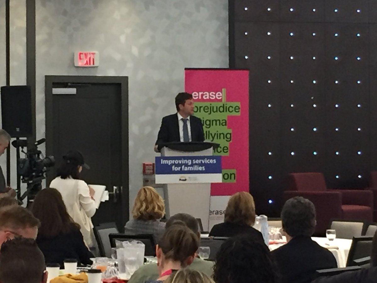 LisaDominato's tweet photo. .@Rob_Fleming speaking at #scmhc2018 -we need to get a handle on mental health issues-look at gaps & strengths. @BC_STA passed motion calling on Province 4 student centered mental health strategy. Let’s make it happen! #bced #vanpoli @bctf @BCPVPA @BCSups @BCCPAC @vernondavemack https://t.co/a5tevErbOZ