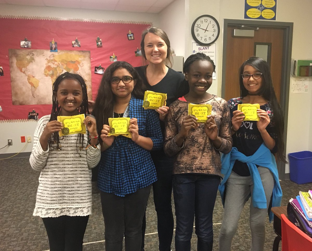 CourtneyJosefy's tweet photo. Swapped STAAR treats with @KinderRockets and my kiddos are feeling super pumped up and encouraged!! Ready for next week!! #RLERocketsrock #team2 @aggietharp https://t.co/cNyP7Bfqbp