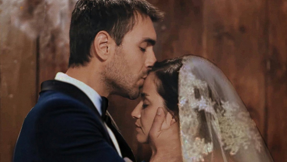 ulasastepett's tweet photo. #NefTah fandom ❤💚💛
#SenAnlatKaradeniz https://t.co/iHS0FZtG7o