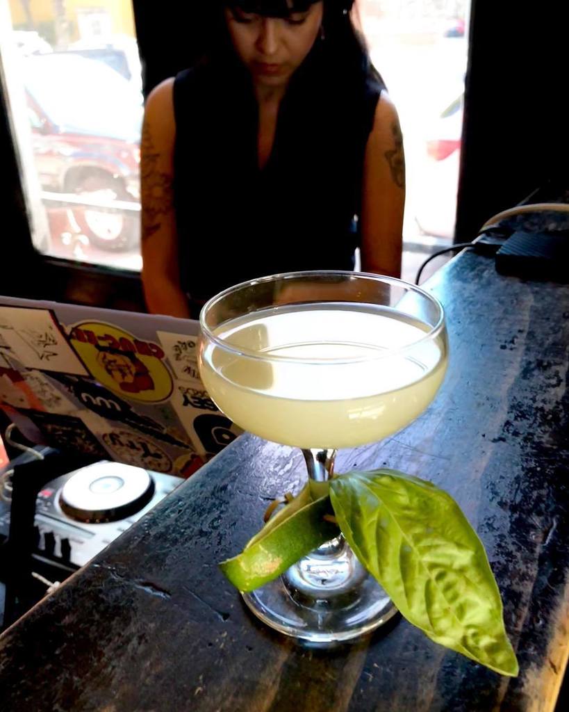 <a href="/gozatequila/">Goza Tequila</a> and <a href="/ay/">💤</a>.mz are here 😍 #artisancocktailparty