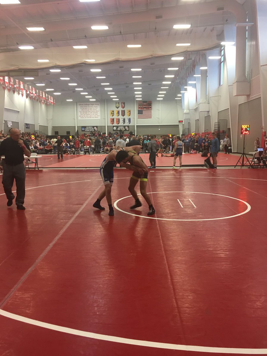 hudsonwrestling's tweet photo. FS / Greco States @WrestlingOlivet #musaw https://t.co/fb4IEaq1qD