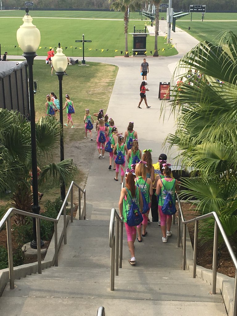 ShoreprideS's tweet photo. Shore Pride All-Stars J3 GLITZ heading to practice at the #D2Summit18 @ESPNWWOS #shorepridestrong #smallgymstrong πππ https://t.co/cZmiQwMeQs