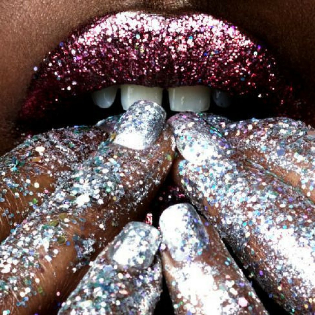 AniyahSimone's tweet photo. Some girls are just born with glitter in their veins! https://t.co/mz7XBCCTUR