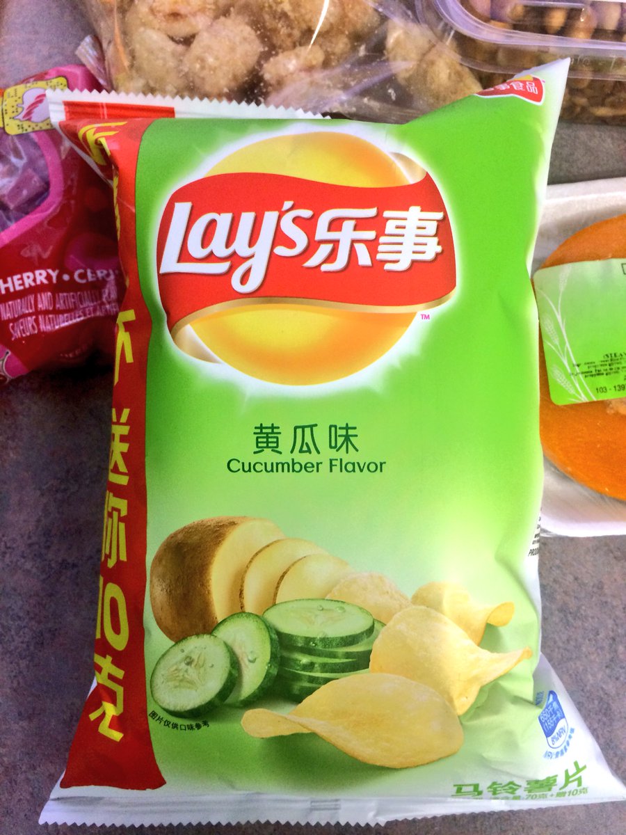 thefirstjoel's tweet image. Happy Friday! This is what you get when the Filipinos of the class bring the snacks. #fatfriday #mact2017 #mact2018 #uaxmact 🇵🇭 😋