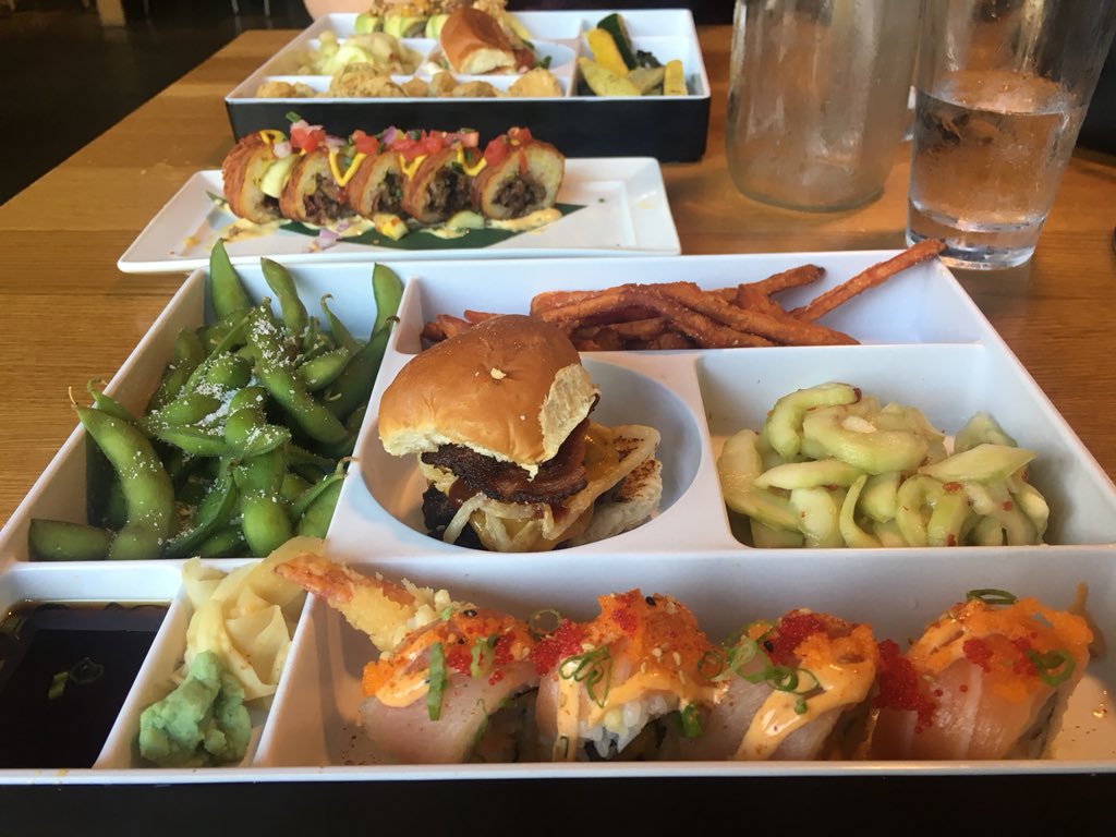 StevenOlejnik's tweet photo. . @JedBlackwell how’d we do tonight at the cowfish? https://t.co/zisQO6kAEL