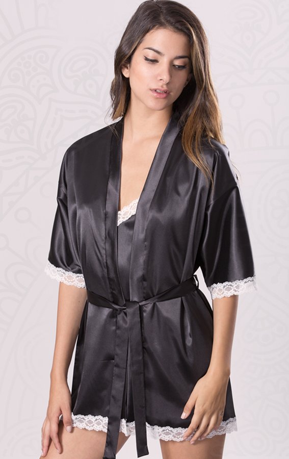 lencería tweet media