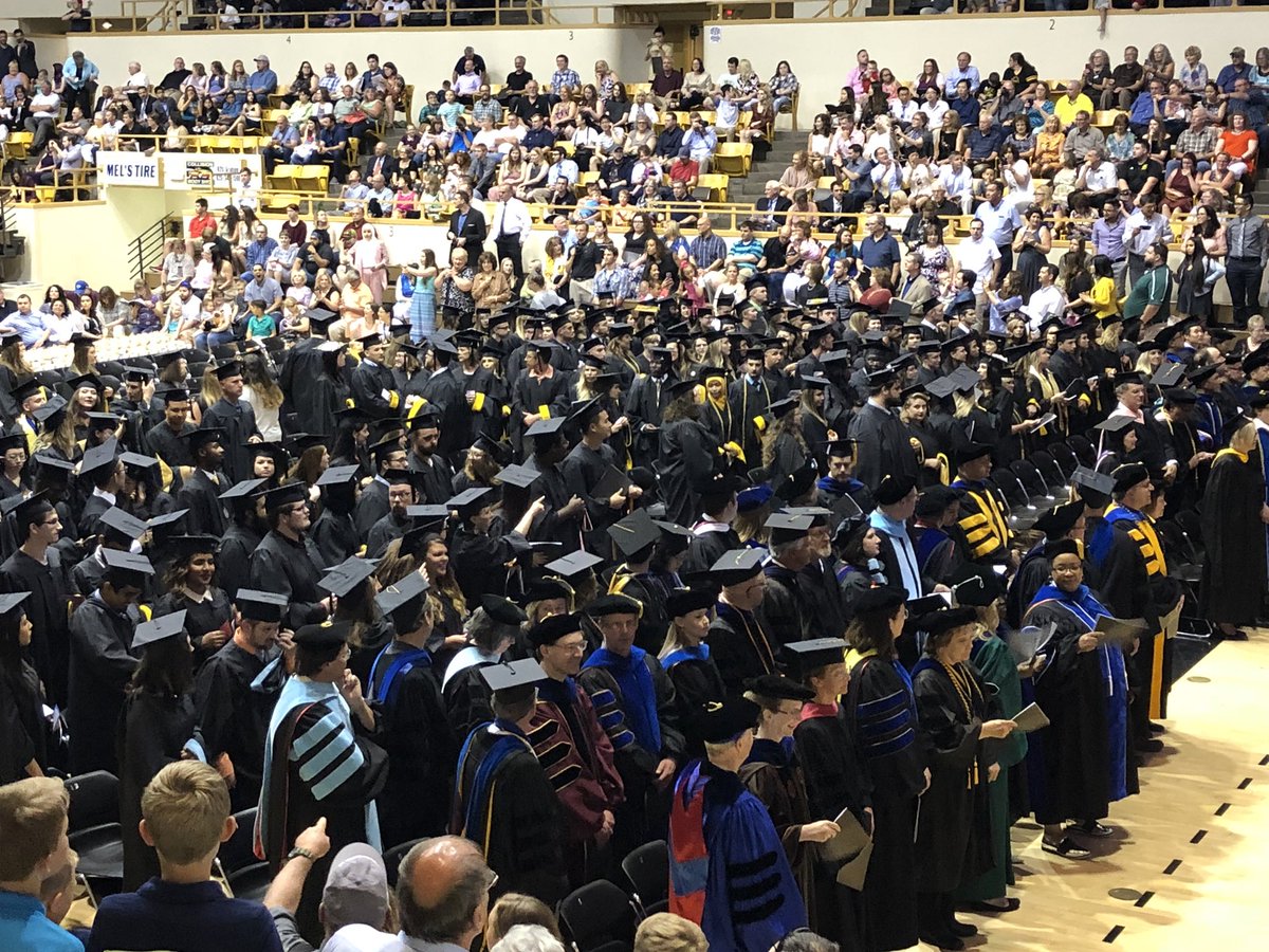 emporiastate's tweet photo. Congratulations to @ESU_GradSchool graduates!! #ESUClassof2018 https://t.co/ZKz7XnVw5V