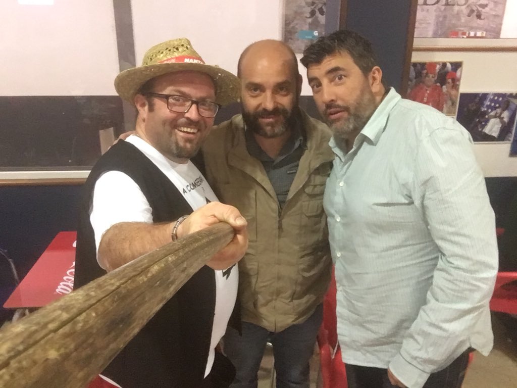 Turvegal's tweet photo. ....no @luartvg ai #sachoselfie 🎶🎶🎶jajajajjj
.
#sachoselfienoluar #luar1127 @LuciaPerezMusic @_AndyyLucas_ @peposuevos @monchoborrajo https://t.co/8xPxZVtx7M
