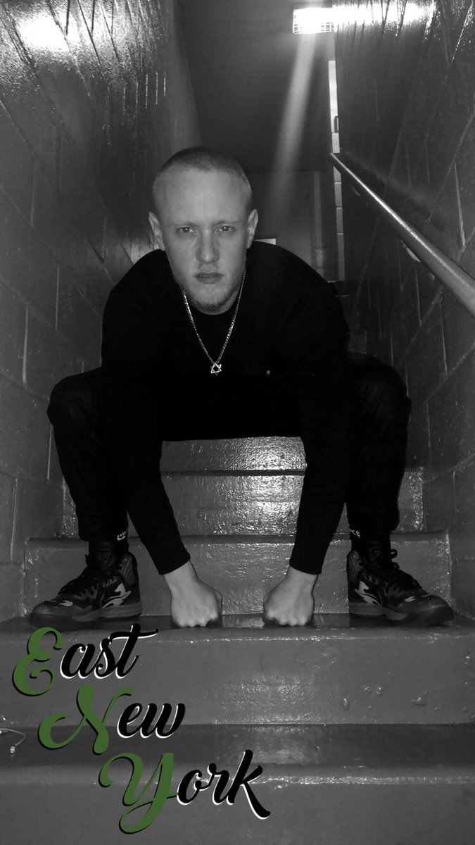 Russian_Mak's tweet photo. I’m A Wolf 🐺 I’m A Ape 🦍I’m A Legend ♨️#WolfGang #Bolki #Volkee #MakMunna #RuskiMak #RussianMak #YoungOG #Brooklyn #NYC #FollowMe https://t.co/3M9nchpuxu