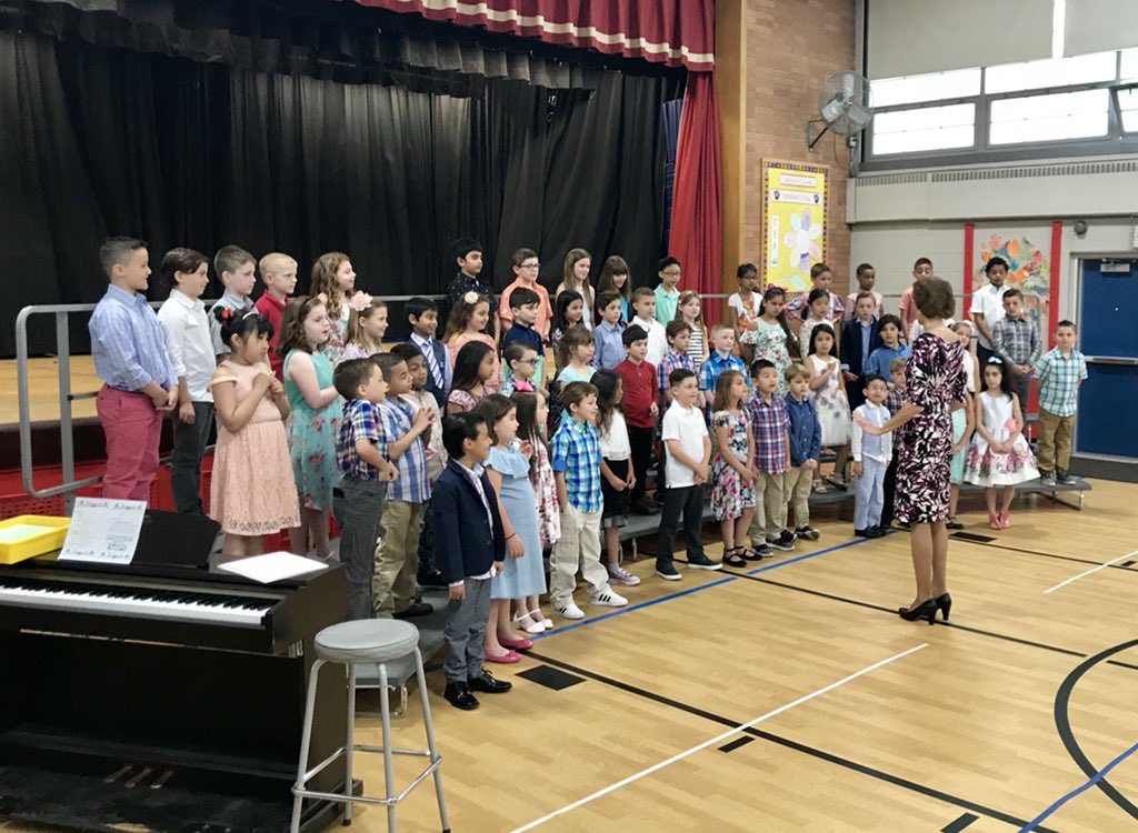 Principal_RC's tweet photo. To kick off Mother’s Day weekend - here are some of the pictures from our second graders Mother’s Day Tea performance!  We hope all the Mom’s in our community have a wonderful weekend and know how much they’re appreciated!  Part 2 https://t.co/LSJANlBunj