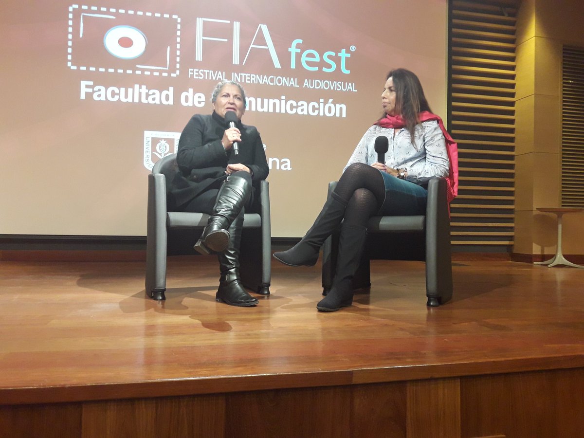 jdc1983's tweet photo. Después de ver el duro documental "Retratos de familia" sobre los falsos positivos en Soacha, ahora escuchamos en el @FIA_fest el testimonio de @LuzMBernalParra. Es una infamia que esto haya ocurrido. Estamos en manos de gente muy miserable y desalmada. https://t.co/jCyzuMaWI9