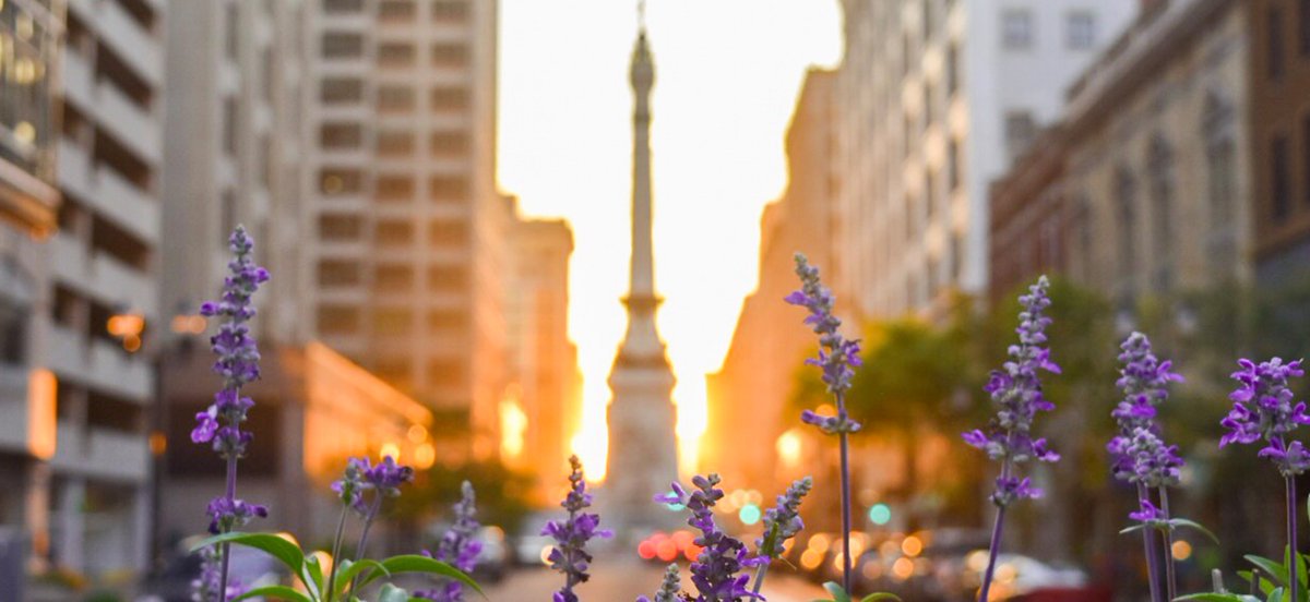 IndyDT's tweet image. Celebrate Mom in #DowntownIndy this weekend: bit.ly/2rE0Kyu