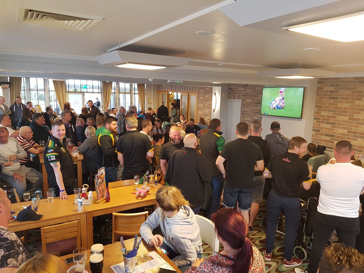 Fantastic to see a room full of <a href="/GolborneParkPir/">GolborneParksideARLFC</a> players, parents and families watching and supporting @LeighCenturions