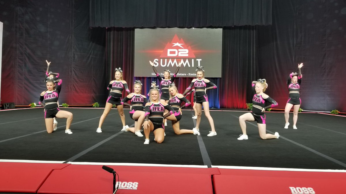 ifeacheer's tweet photo. Wow! #IFEAjrEminece blew us away! Way to rock it ladies! We love you! #SlayQueens #IFEALife #IFEAroyalty #TheD2Summit2018 #IdahoFalls #AlwaysStrong https://t.co/qRGmbEAYBl