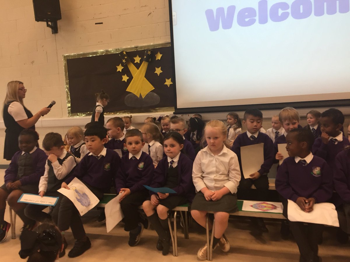 MissK_StM's tweet photo. Primary 1 led their first ever class assembly today, and showed us all what they’ve learned about Mary. #sharingtheirlearning @StMonicaMilton @MissBrown_GCC @MissGraham17 @mcpherson_mrs https://t.co/SIXGGk2YAF