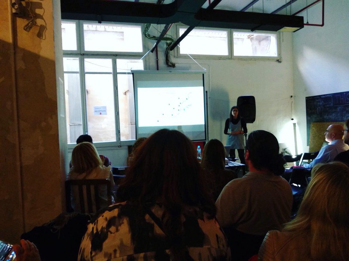 AgoraChain's tweet photo. AgoraChain presente en @LegalhackersBCN con @paulapascualc_  hablando sobre las DAICO's y la seguridad jurídica del inversor #legalhack #clbfest18 https://t.co/U6YQ7Eqs6D
