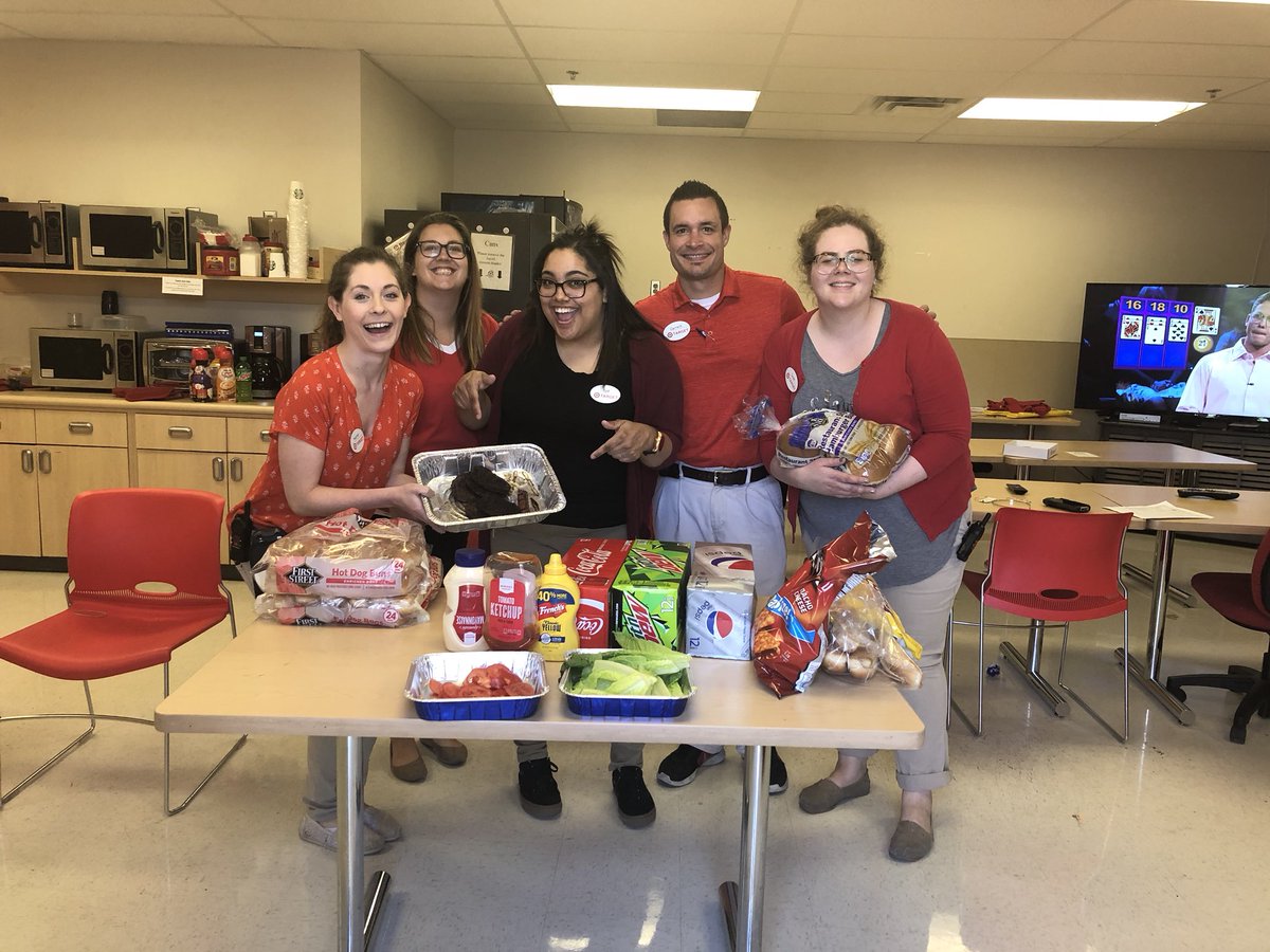 TGTGarrett's tweet photo. Welcome to the store Sydney! #WrappingupBTS! #HBDMickey #inventorysuccess BBQ for our amazing team #bestteaminretail @SBustos18 @kirby_karleen https://t.co/OUWYnp1Q3l