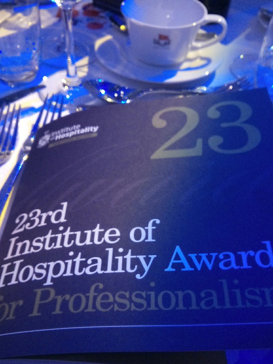 brianjamartin's tweet photo. Looking forward to a great nite.       #IOHNI18 https://t.co/7465CLt6dP