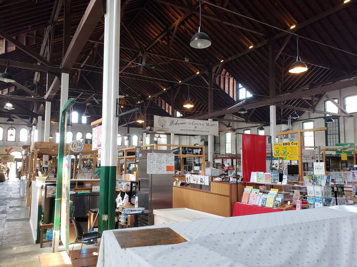 MarkDenBleyker's tweet photo. Fun place to walk around. Working on other projects today. #sidehustle #centralmarketyork #techwork #appellperformingartcenter #Casablanca https://t.co/pX7E8C2xop
