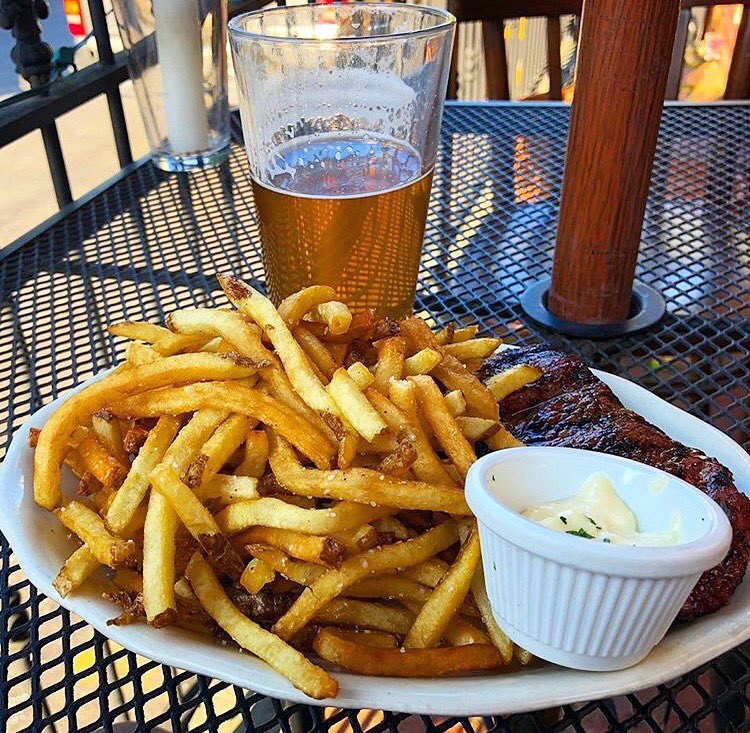 The Salt House’s Steak Frites!

#TheSaltHouse #NewHopePA #LambertvilleNJ #BucksCounty #food #foodie #foodporn #phillyfoodporn #NJfoodporn