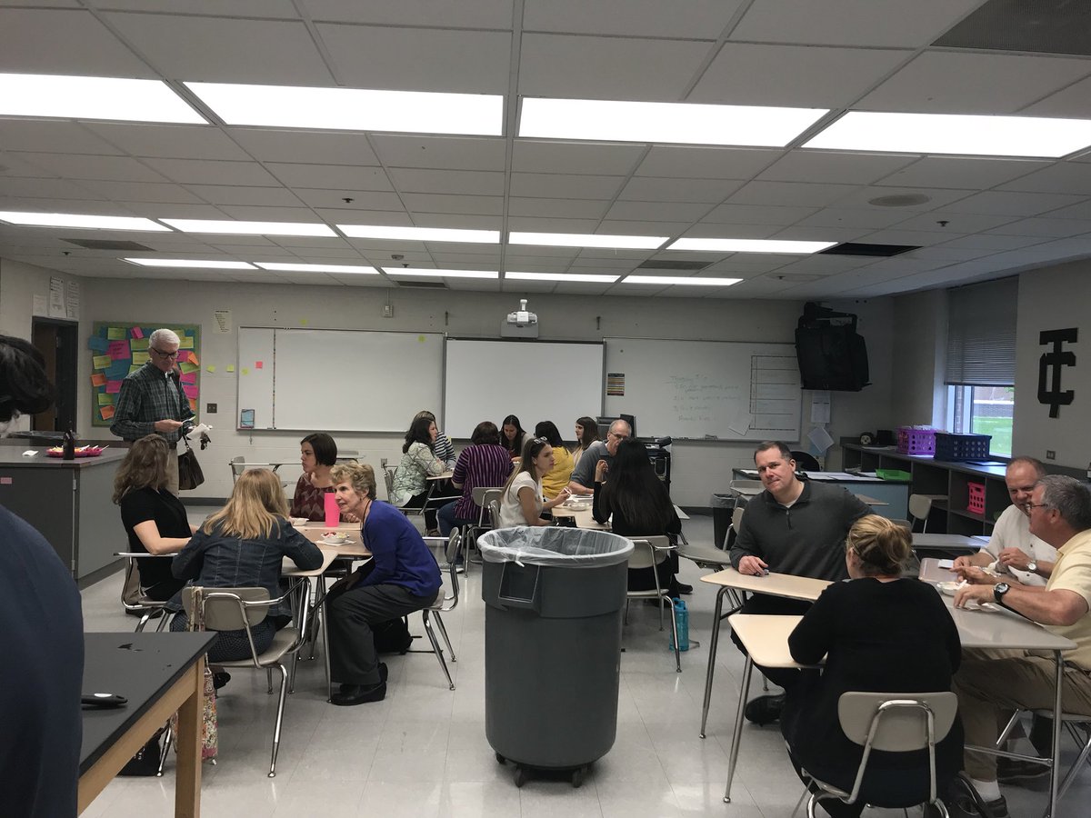 Thanks <a href="/troy_cheer/">TCVC🖤❤️</a>, <a href="/THSPeerMED/">⚫️THS Peer Mediation ⚪️</a> and <a href="/TroyStugo/">Troy High StuGo</a> for helping out with teacher appreciation week! We feel your love!