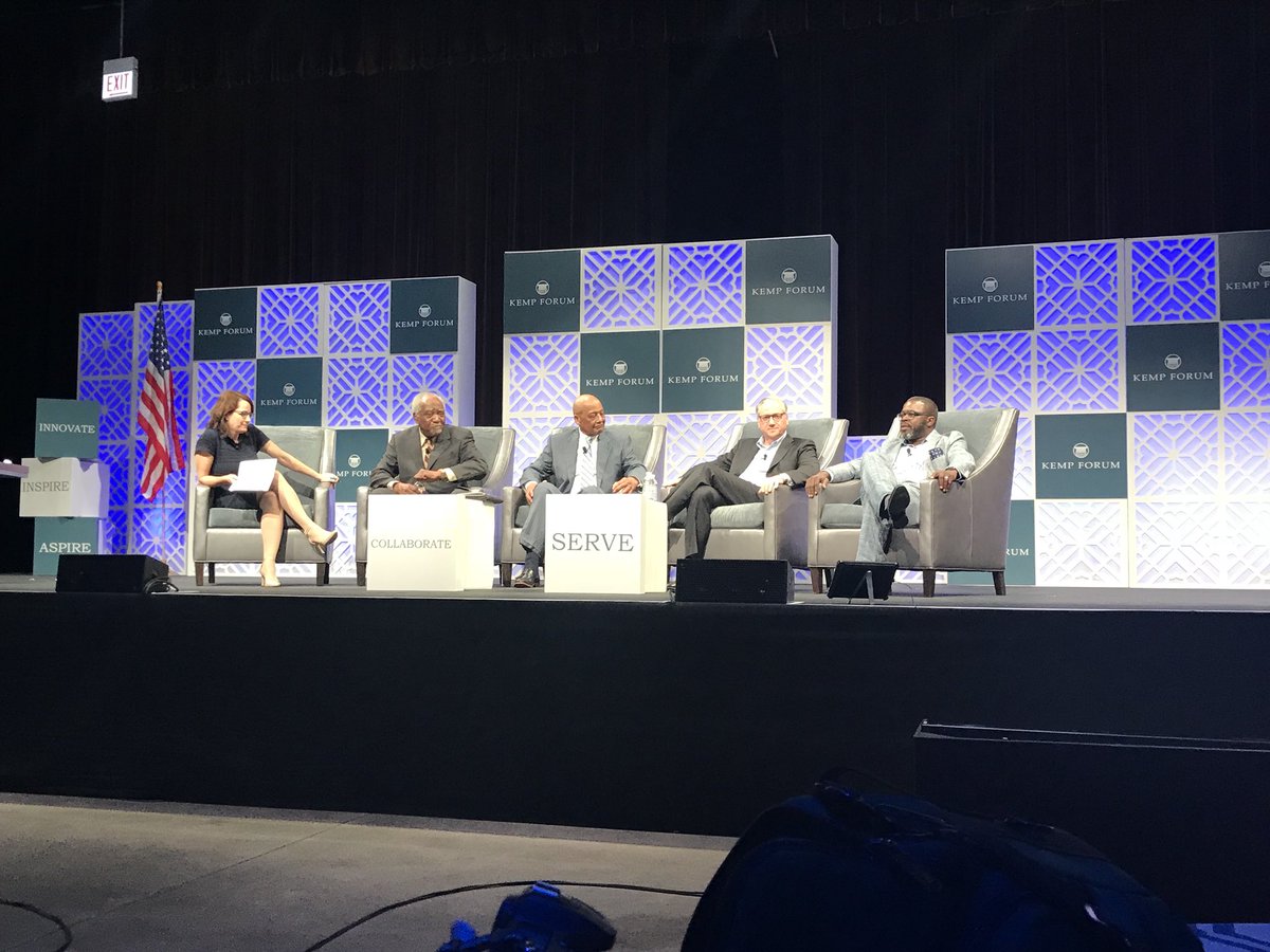 BrianBernardoni's tweet photo. Big takeaway from the @kempfoundation #kempforum
The words of @RepDannyDavis - “America can become whatever we unite to make it.” https://t.co/rRtfoiCtwN