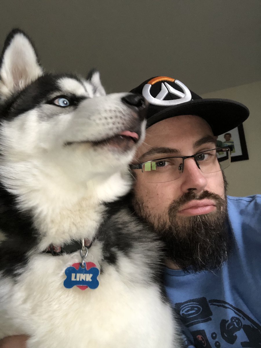 The8BitVillain's tweet photo. Lol @husky_link why are you so goofy. @zyrusha https://t.co/DlfLW1MFle
