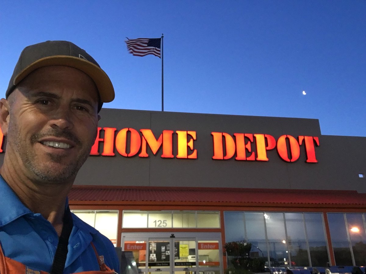 MyattDarrell's tweet photo. Love me some Home Depot! https://t.co/UnvwkofbYj