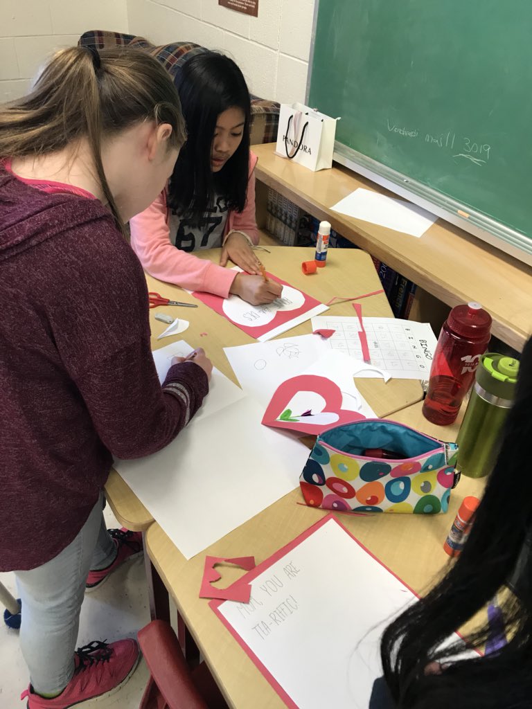 CyBelliveau's tweet photo. Creating Mother’s Day Gifts. Watercolours, charcoal, pastels, pencil, paper craft and clay. Serious artists at work! #OCSBArts #CathEduWeek https://t.co/IWGGwNqAk7