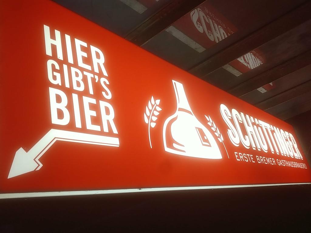 BoonsRuhe's tweet photo. Hier gibt's Bier. 
Das gefällt mir. 
#LeoKannReimen
#kif460 #kneipe460 https://t.co/Pdc3MTcn3A