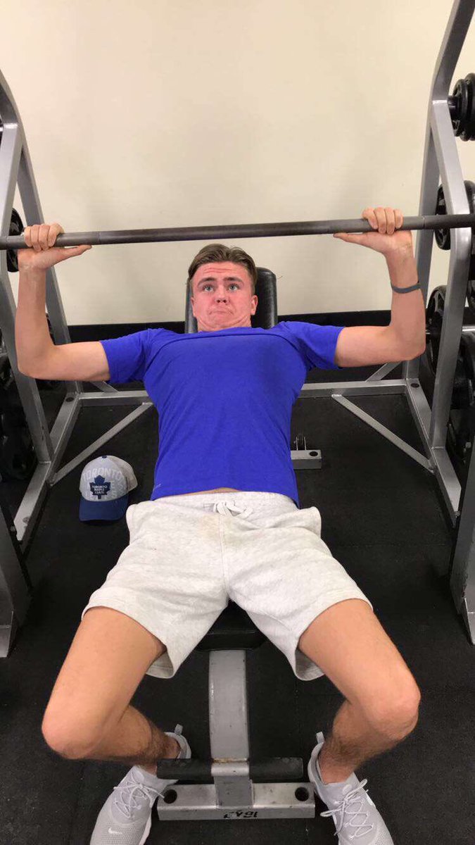3v3Sluggers's tweet photo. hopefully lifting the team to a close game tonight is neil wills in his diesel pickup, ready to pickup some woman tonight. all he’s missing is 2 girls in his front seat https://t.co/F060hio0Q6