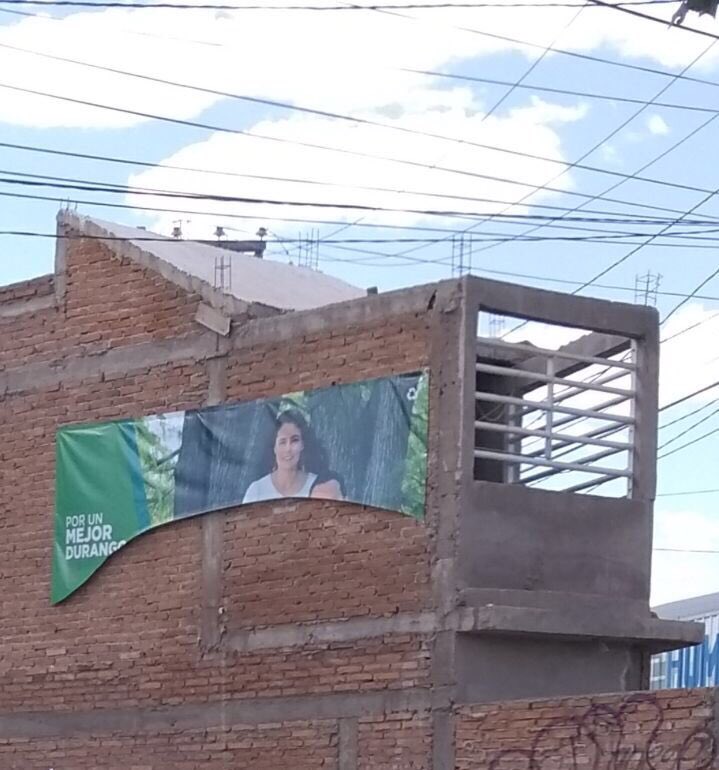 Adan_Soria's tweet photo. Presentaré denuncia ante el @INEMexico y @DgoFiscalia por daño y robo de propaganda electoral. Respeto las ideas y propuestas de los demás, por eso llamo a que no nos dividamos entre duranguenses. Enfoquémonos en proponer soluciones a los retos de nuestro #Durango y sus regiones. https://t.co/mfDDlwQ7yg