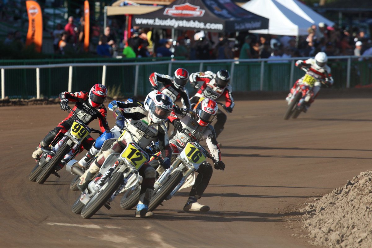 You have until 9pm to get reserved  seats for the Arizona mile. Don't delay. Tomorrow tickets will be available at the gate. arizonamile.com