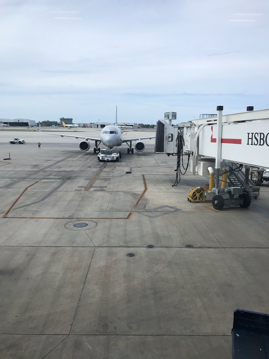 rupindernagra's tweet image. Looking forward to seeing everyone at the screening of #Omerta tomorrow night in NYC. See you soon #NYIFF2018 . Now what to eat before the flight??? #actorstuff