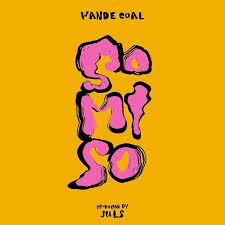 KISSFMLAGOS's tweet photo. 🍾🍾#Club98 w @SheyeSanya x @deejayflammzy | #DFlamzChoice #2
▶️"So Mi So" @wandecoal | #FunkyFriday | #YouveBeenKissed |
#GoodMusicGoodTalkDial 💊💊
💋 | 98.9📻 https://t.co/edhYZ6kDdL