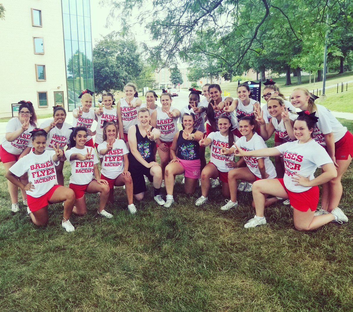 Victory_Vipers's tweet photo. FOLLOW @victorycheerco on IG
Working on your dreams or goals can take a lot of focus. That is why we are here! Victory is an excellent choice for summer camp options! The Viper staff is ready!
#jointhemovement #happycampers #victorycheer #Summer18 #gaining #buildmuscle #cheerfit https://t.co/NzZ64W6dJZ