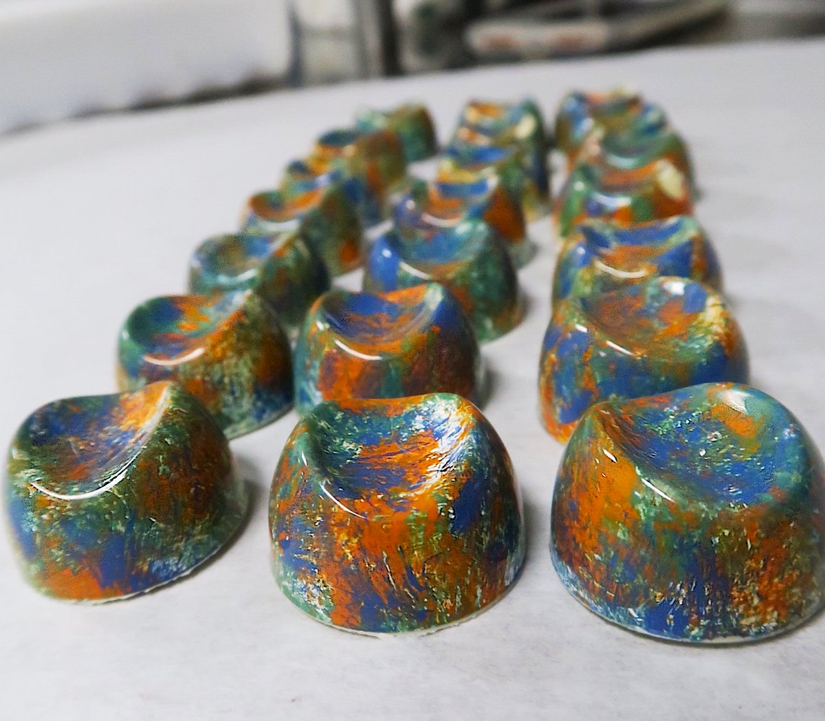 mnegron672's tweet photo. Did i mention all my Bonbons are all had painted. 
These took a while but came out awesome!!!
.
.
.
#chocolate #bonbons #darkchocolate #cacaobarry #dessertart #dessertporn #foodie #foodporn #pastrychef #fun #love #canong7xmarkii #canonphotography #pavonitalia #chefvenus10 https://t.co/awoh8KTUIR
