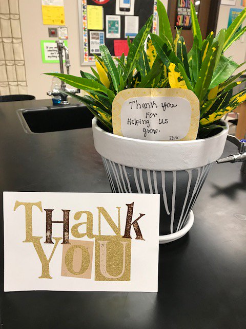 MHeimScience's tweet photo. My Biology 2 classes made my day with this surprise! Love those kids, even though they drive me crazy!! #HeimCPBio2 https://t.co/p0eNdZQw5o