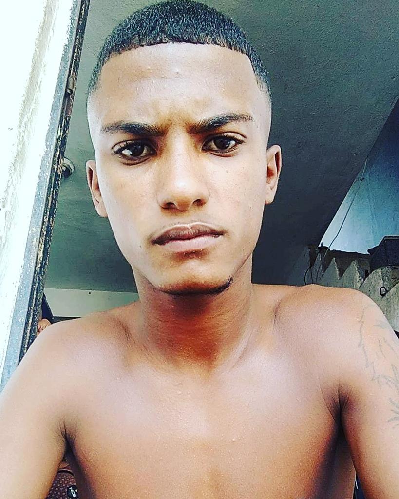mtmartins23's tweet photo. Deus acima de tudo ✌️😍 https://t.co/ero3sLTtOe