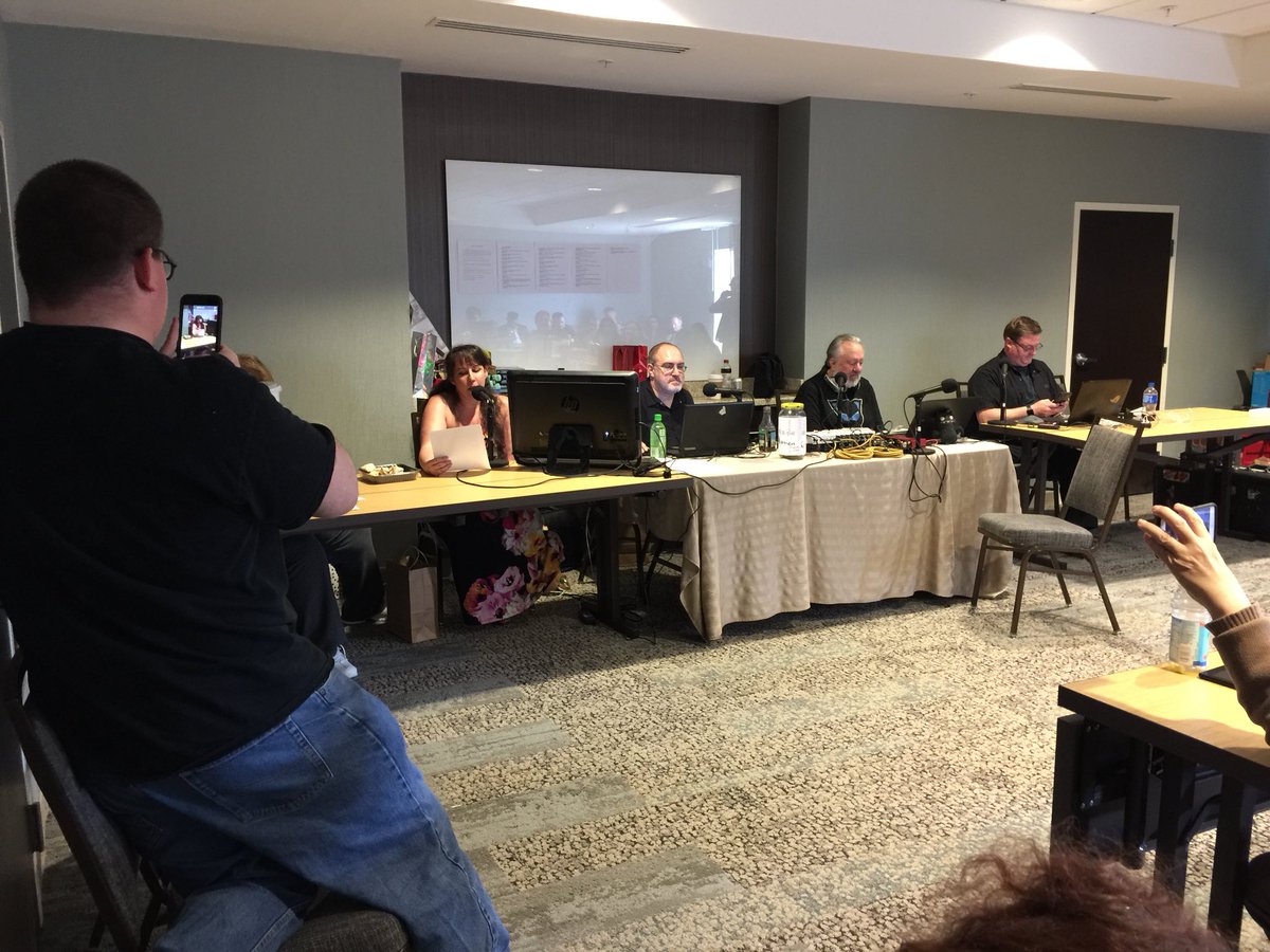 LynneHansen's tweet photo. .@marysangiovanni singing Rush to raise funds for the #BrianKeeneTelethon, benefitting the awesome @ScaresThatCare! https://t.co/omI0rapjOZ
