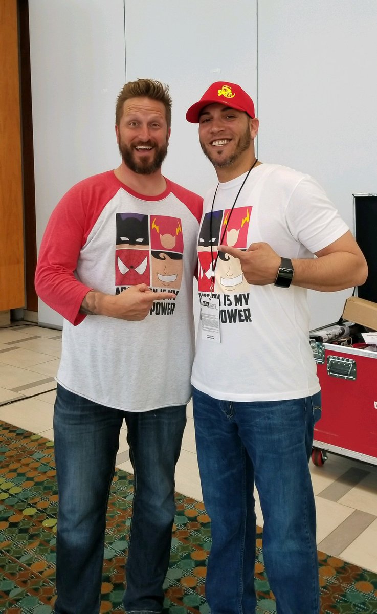 O_RodriguezIII's tweet photo. #OscarsRedHat @JamesAFrazier #OneLessOrphan @WalkrStalkrCon #Nashville 
#IGotchYou #OneLove #OscarsArt #TWDArt #TWDArtist #WSCArtist #WSCFamily #TWDFamily https://t.co/HTu6kGatIl