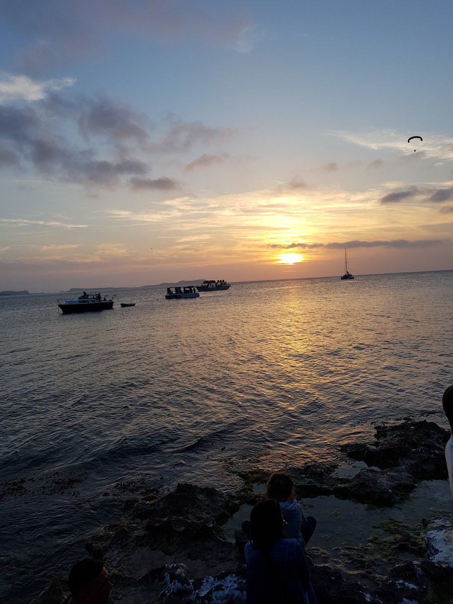Enjoying the views from cafe mambo's opening night #ibiza and the <a href="/AdeleRoberts/">Adele Roberts</a> former tune of the week makes a surprise appearance #banger #mcfioti