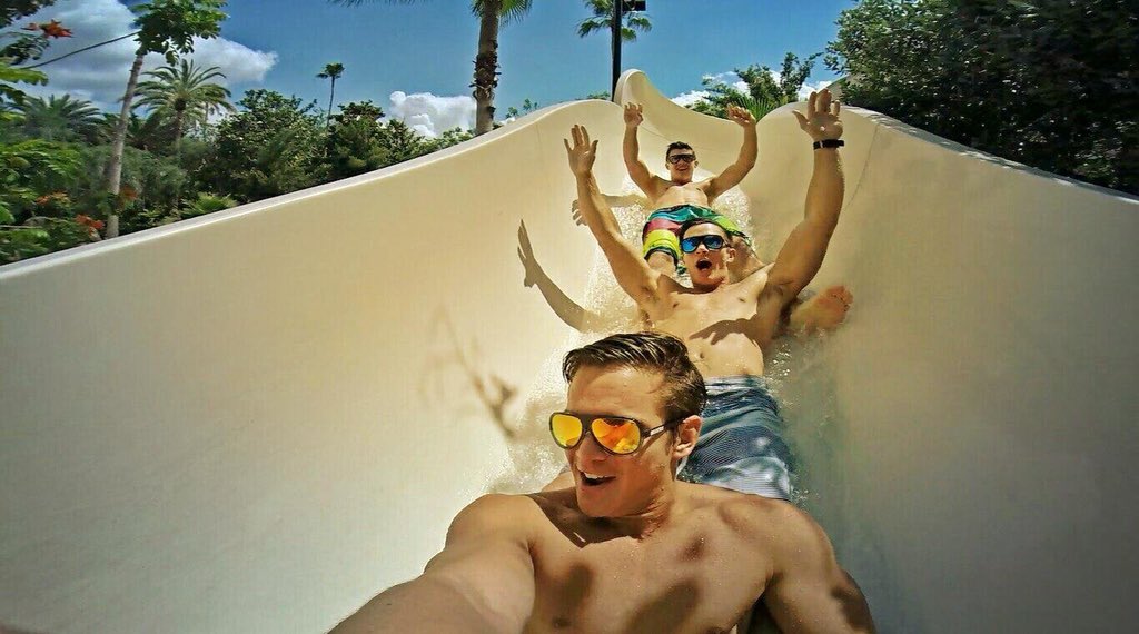 Brooktide's tweet photo. Heading in to the weekend like...

Save 30% all weekend on https://t.co/QNGVn5tFU2. #ownthesun https://t.co/xZ60JR8NYQ