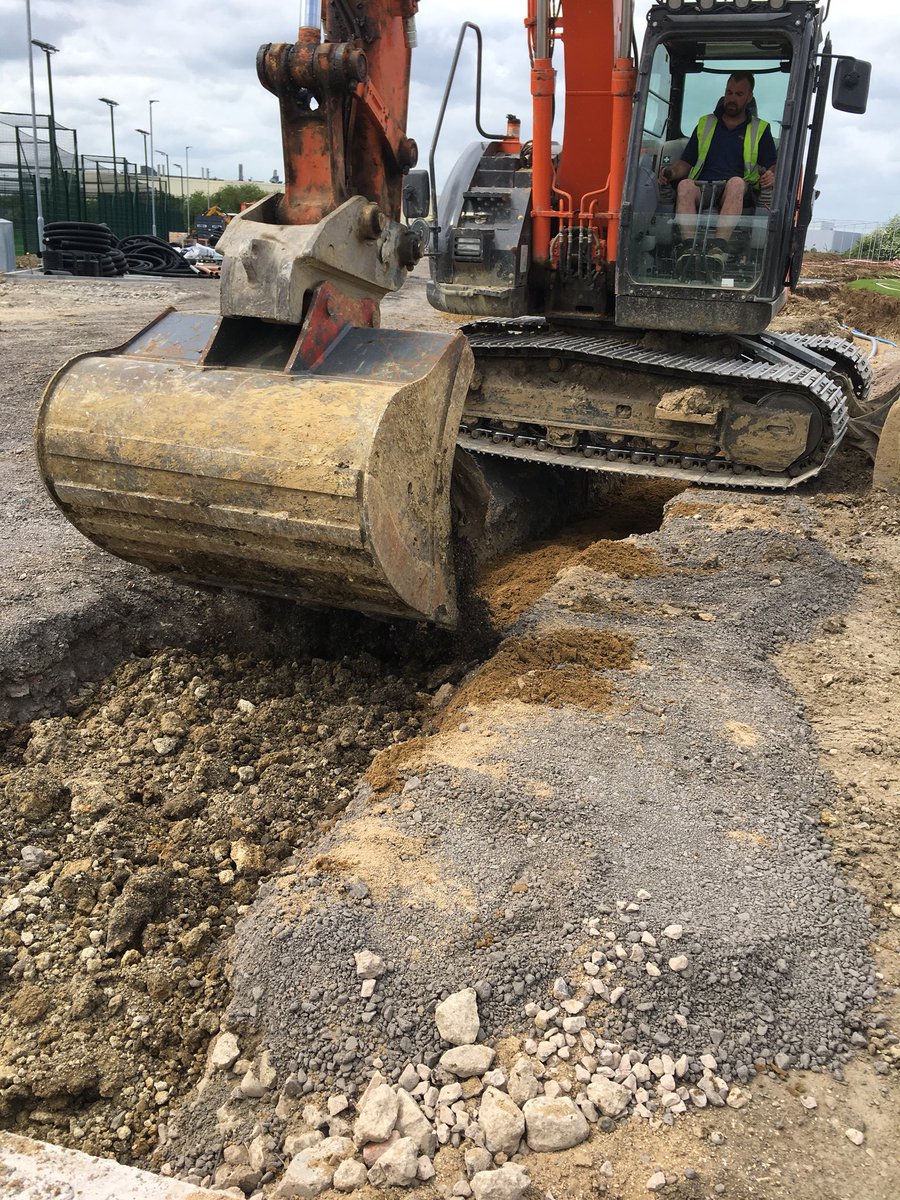 Busy times at Oxford this week for <a href="/SCSlatter/">S&C Slatter</a> , making the most of the dry weather. A selection of the civils work being carried out by our guys and machines and getting ready for the crane and pavilion to arrive next week . #morethanjustsports