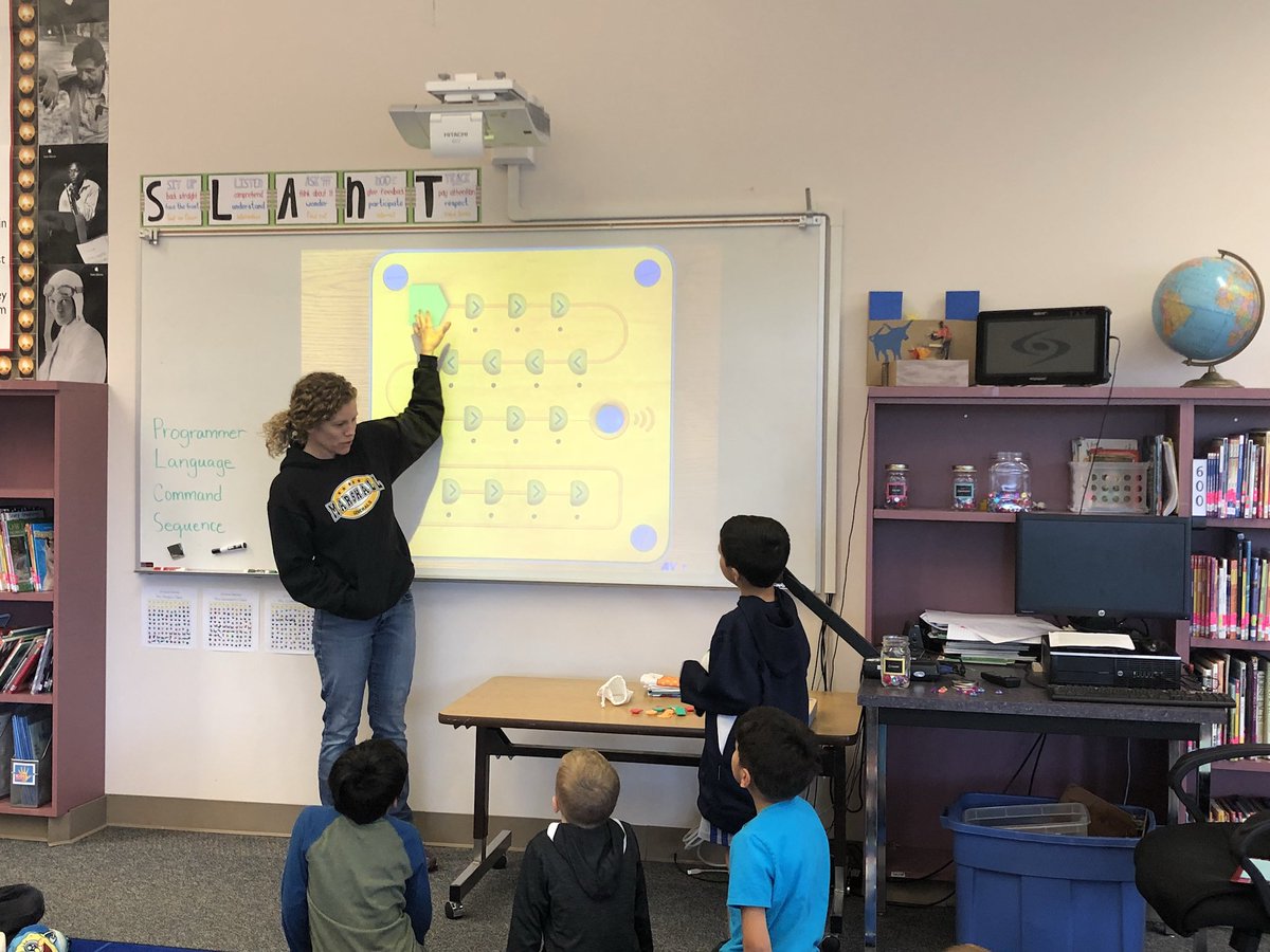 GailKMoore's tweet photo. Marshall rockstar Kinder programmers applying the language of #coding w/ #cubetto w/ @kristimclain #welearnVPS #k2cantoo #kidscancode https://t.co/WbEAQwOun1